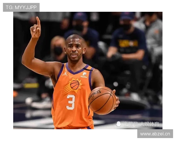 埃琳·安德森场下的包包比我一个月工资还厚，真不敢信这生活到底怎么过的